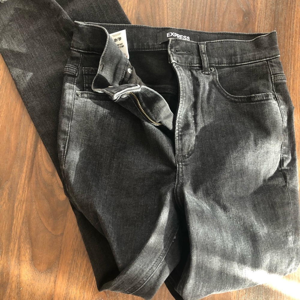 Express jeans raw hem ankle legging - size 4R